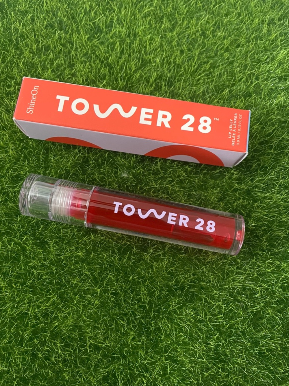 🆕 Tower 28 Lipgloss in XOXO